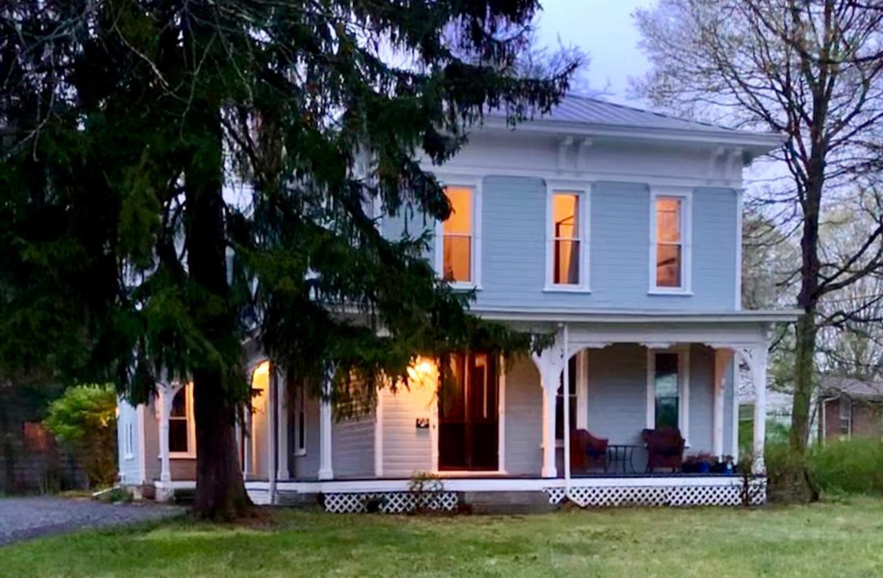 Bed and Breakfast The Rogan House à Gambier Extérieur photo